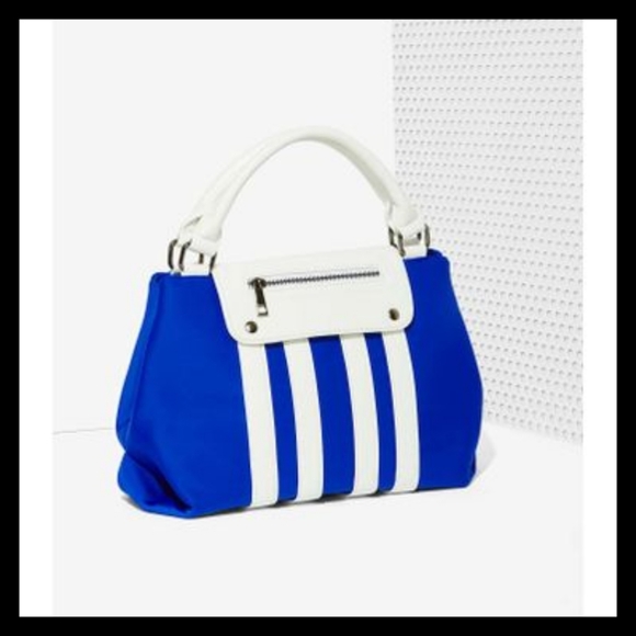 Nasty Gal Handbags - 🆕 Nearly New with Tags Nasty Gal Neoprene Purse ⚾